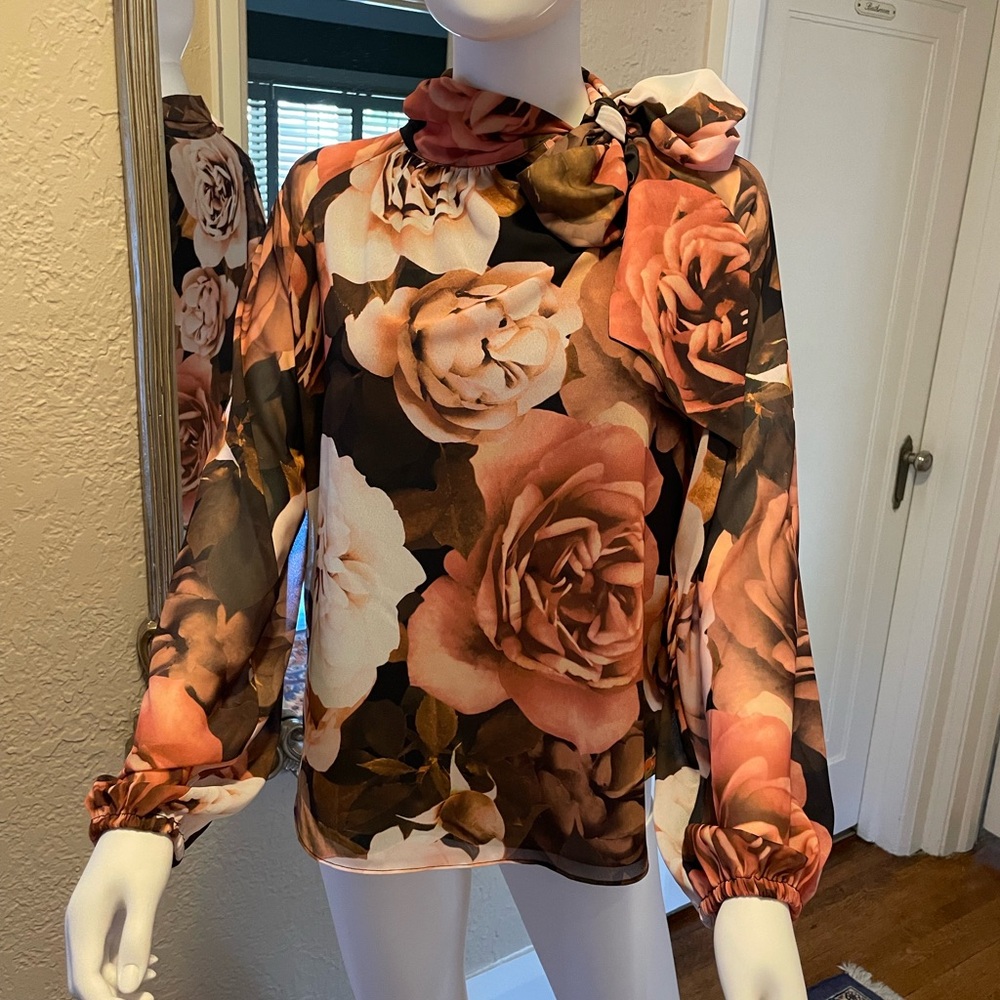 Melanie Lyne (NWT) tie neck blouse